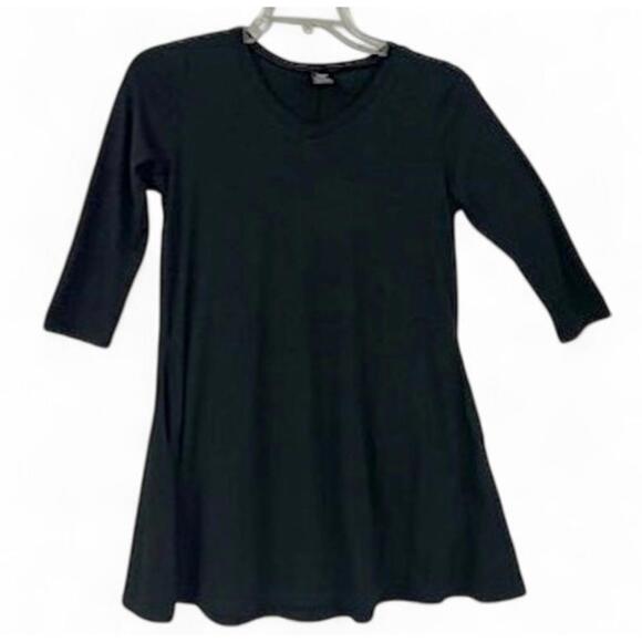 Lindly‎ Black Knit V-Neck Swing Tunic 3/4 Sleeve Soft Goth Feminine Minimalist - Picture 1 of 8